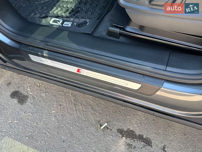 Внедорожник / Кроссовер Audi Q5 2024 в Харькове