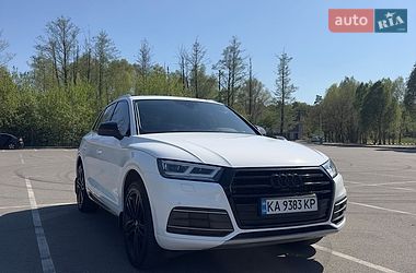 Позашляховик / Кросовер Audi Q5 2017 в Бучі