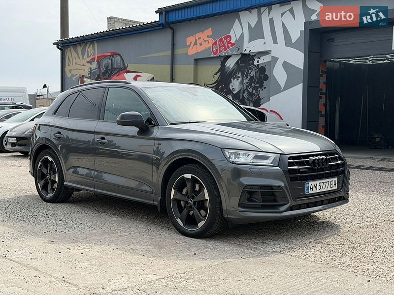 Внедорожник / Кроссовер Audi Q5 2019 в Житомире