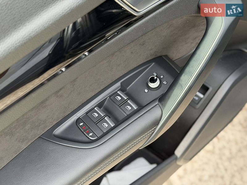Внедорожник / Кроссовер Audi Q5 2019 в Житомире