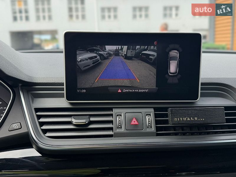 Внедорожник / Кроссовер Audi Q5 2019 в Житомире