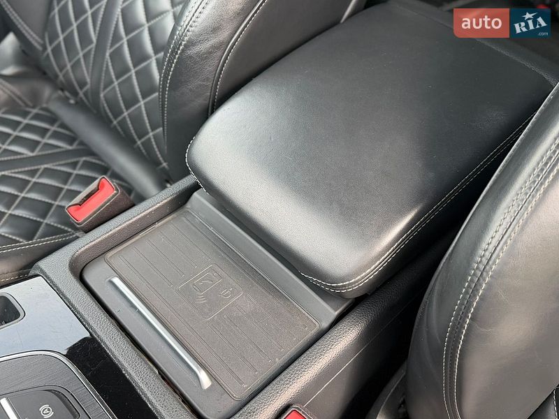 Внедорожник / Кроссовер Audi Q5 2019 в Житомире