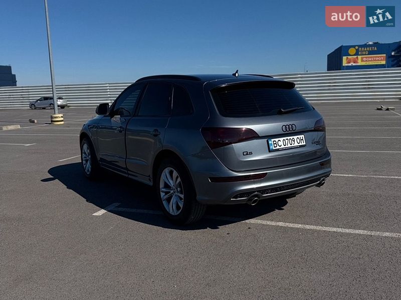 Внедорожник / Кроссовер Audi Q5 2012 в Тернополе