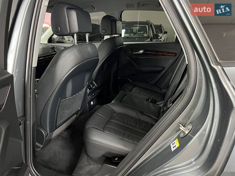Внедорожник / Кроссовер Audi Q5 2017 в Полтаве