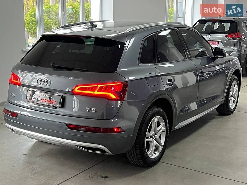 Внедорожник / Кроссовер Audi Q5 2017 в Полтаве