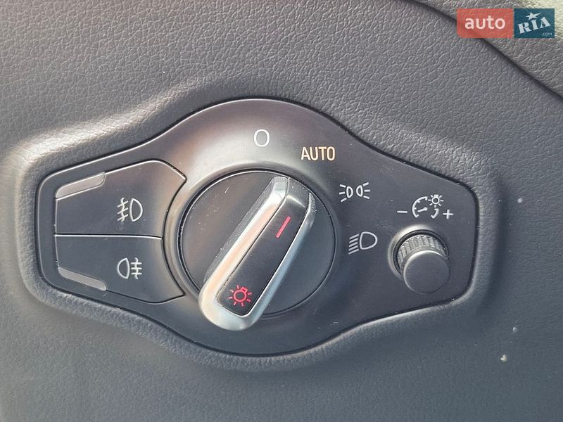 Внедорожник / Кроссовер Audi Q5 2012 в Луцке