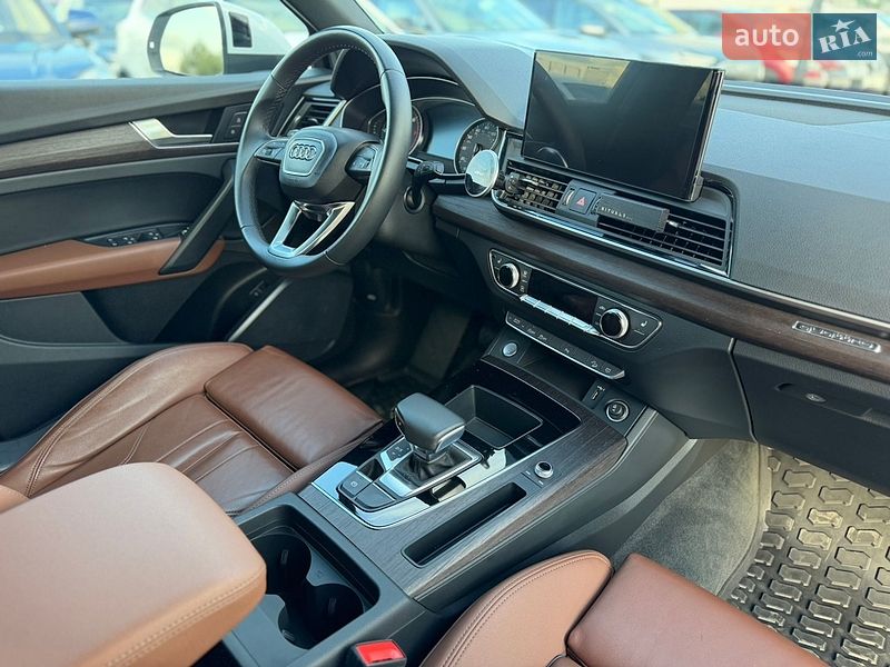 Внедорожник / Кроссовер Audi Q5 2023 в Ивано-Франковске