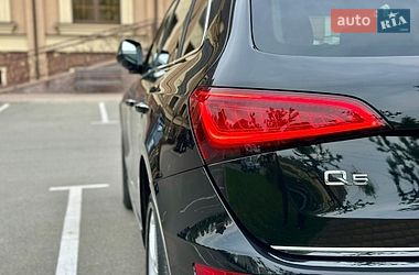 Внедорожник / Кроссовер Audi Q5 2016 в Киеве