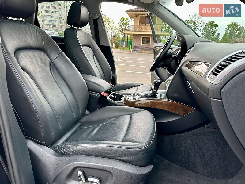 Внедорожник / Кроссовер Audi Q5 2016 в Киеве