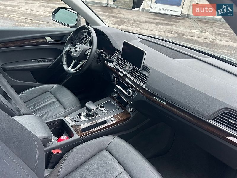 Внедорожник / Кроссовер Audi Q5 2019 в Львове