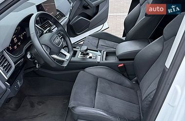 Внедорожник / Кроссовер Audi Q5 2023 в Киеве