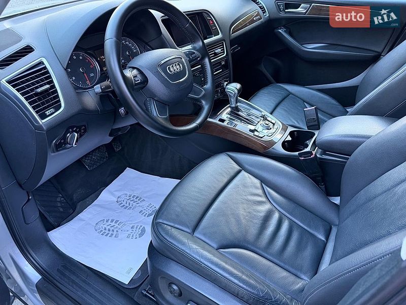Позашляховик / Кросовер Audi Q5 2016 в Львові