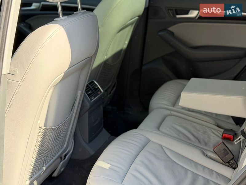 Внедорожник / Кроссовер Audi Q5 2014 в Ивано-Франковске