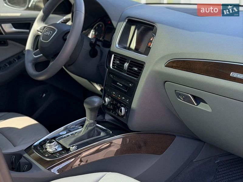 Внедорожник / Кроссовер Audi Q5 2014 в Ивано-Франковске