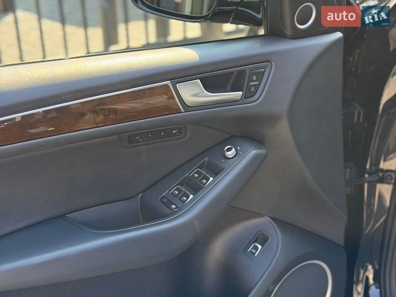 Внедорожник / Кроссовер Audi Q5 2016 в Ивано-Франковске