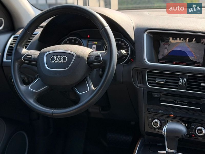 Внедорожник / Кроссовер Audi Q5 2016 в Ивано-Франковске