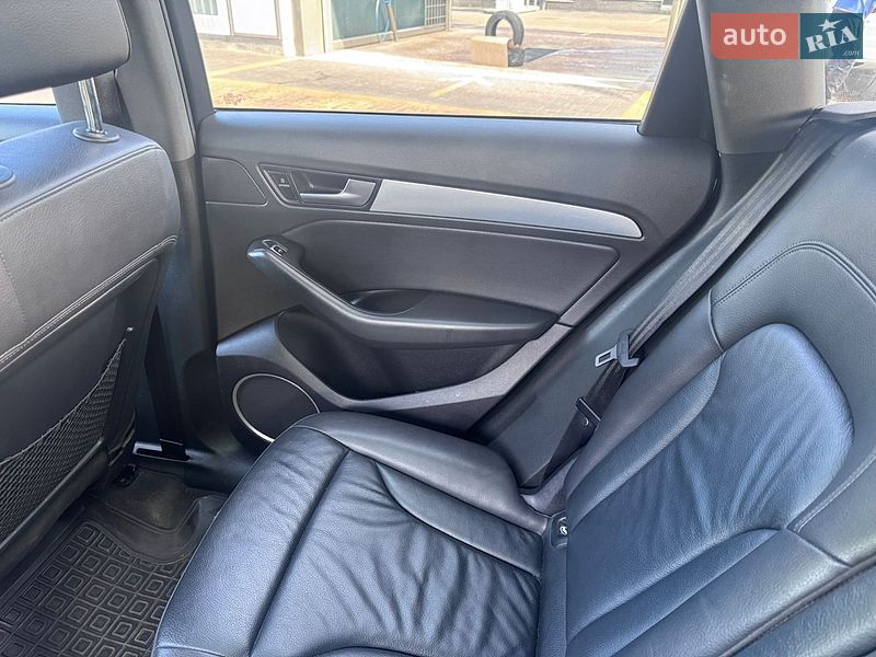 Внедорожник / Кроссовер Audi Q5 2014 в Киеве