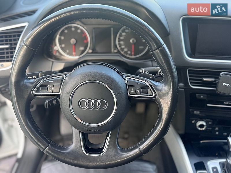 Внедорожник / Кроссовер Audi Q5 2014 в Киеве