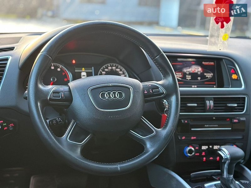 Внедорожник / Кроссовер Audi Q5 2014 в Владимире