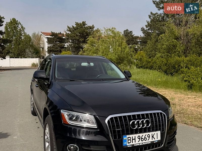 Позашляховик / Кросовер Audi Q5 2015 в Білгороді-Дністровському
