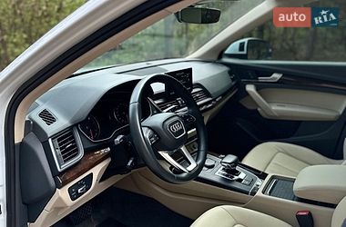 Внедорожник / Кроссовер Audi Q5 2020 в Киеве