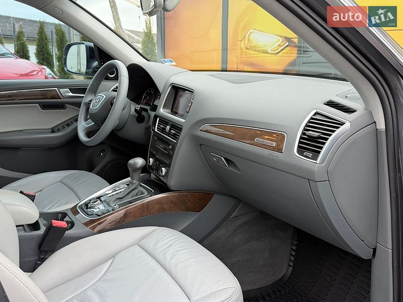 Внедорожник / Кроссовер Audi Q5 2015 в Стрые