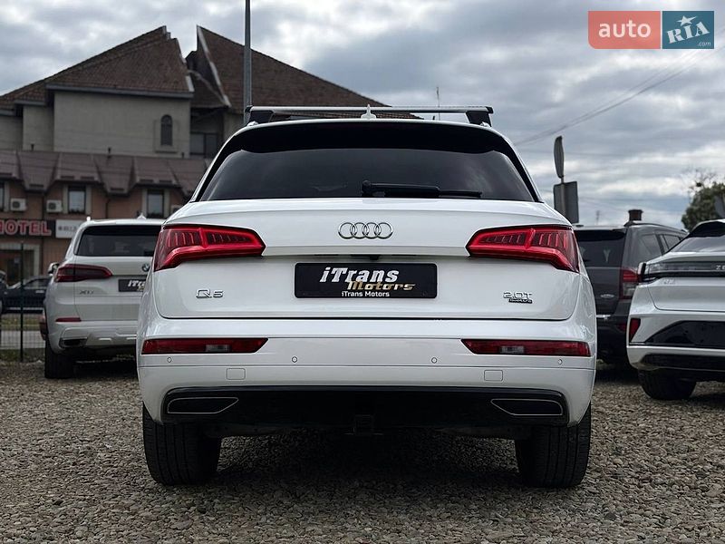 Внедорожник / Кроссовер Audi Q5 2016 в Стрые
