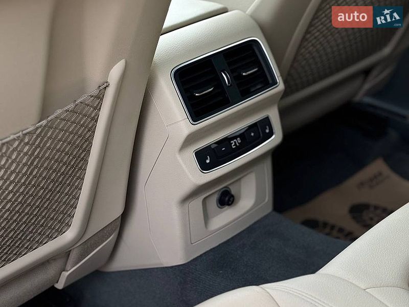 Внедорожник / Кроссовер Audi Q5 2016 в Стрые
