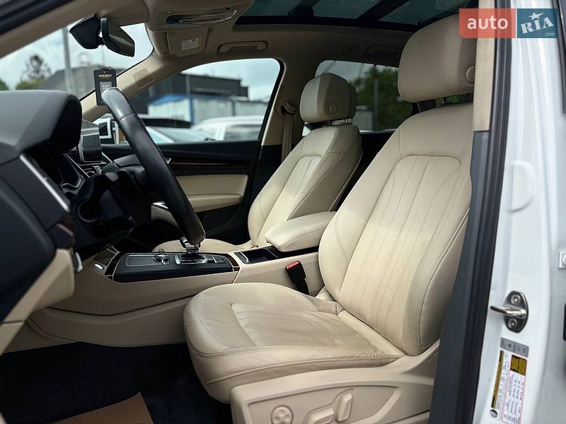 Внедорожник / Кроссовер Audi Q5 2016 в Стрые