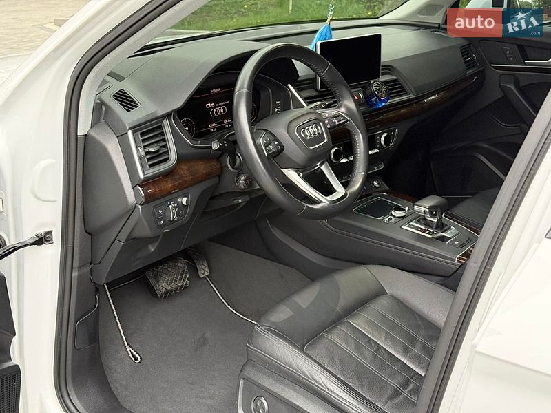Позашляховик / Кросовер Audi Q5 2018 в Тернополі