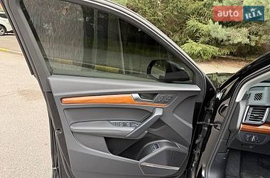 Внедорожник / Кроссовер Audi Q5 2024 в Киеве