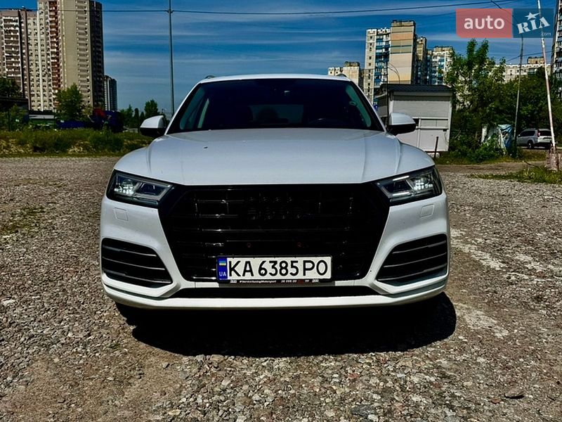 Внедорожник / Кроссовер Audi Q5 2019 в Киеве