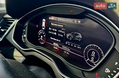 Внедорожник / Кроссовер Audi Q5 2019 в Киеве