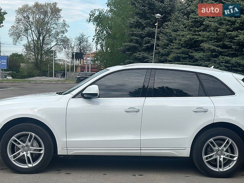 Внедорожник / Кроссовер Audi Q5 2016 в Запорожье