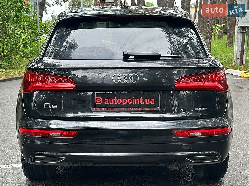 Внедорожник / Кроссовер Audi Q5 2018 в Белогородке