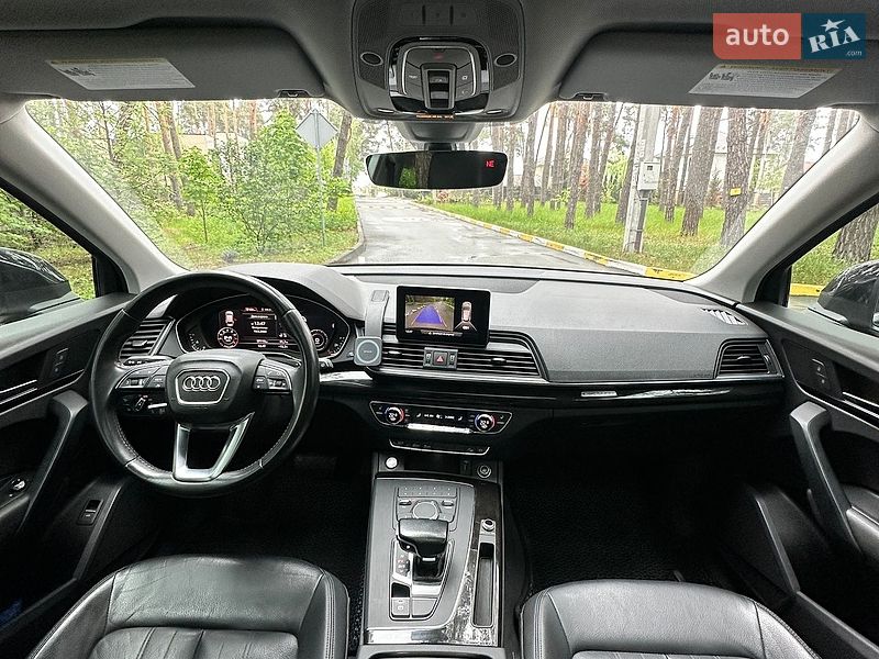 Внедорожник / Кроссовер Audi Q5 2018 в Белогородке