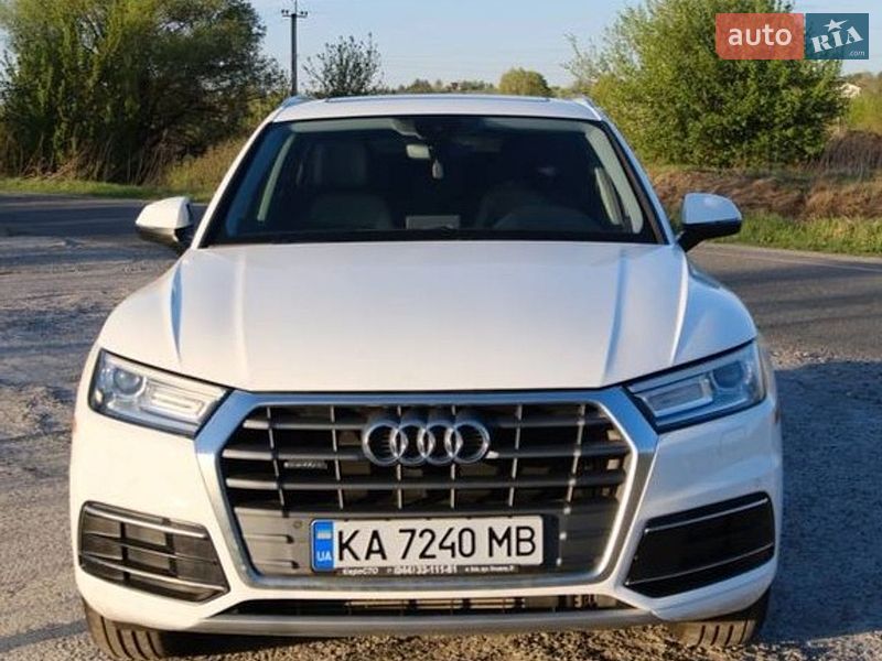 Внедорожник / Кроссовер Audi Q5 2019 в Киеве
