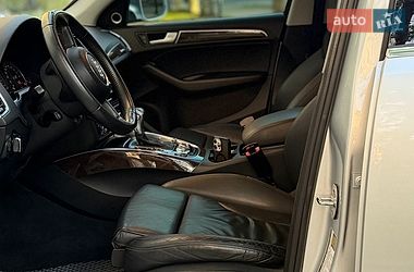 Внедорожник / Кроссовер Audi Q5 2014 в Павлограде
