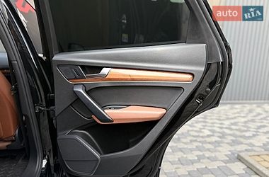 Внедорожник / Кроссовер Audi Q5 2021 в Львове