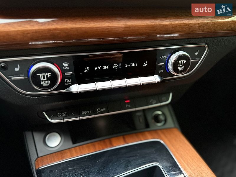 Внедорожник / Кроссовер Audi Q5 2021 в Львове