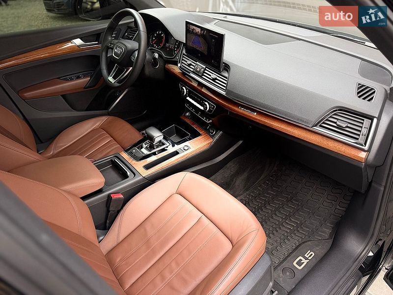 Внедорожник / Кроссовер Audi Q5 2021 в Львове