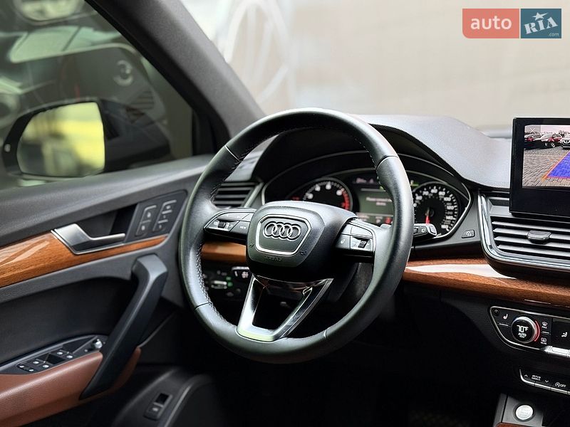 Внедорожник / Кроссовер Audi Q5 2021 в Львове