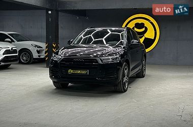 Внедорожник / Кроссовер Audi Q5 2019 в Черновцах