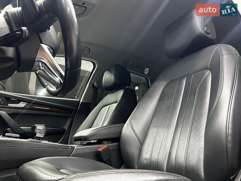 Внедорожник / Кроссовер Audi Q5 2019 в Черновцах