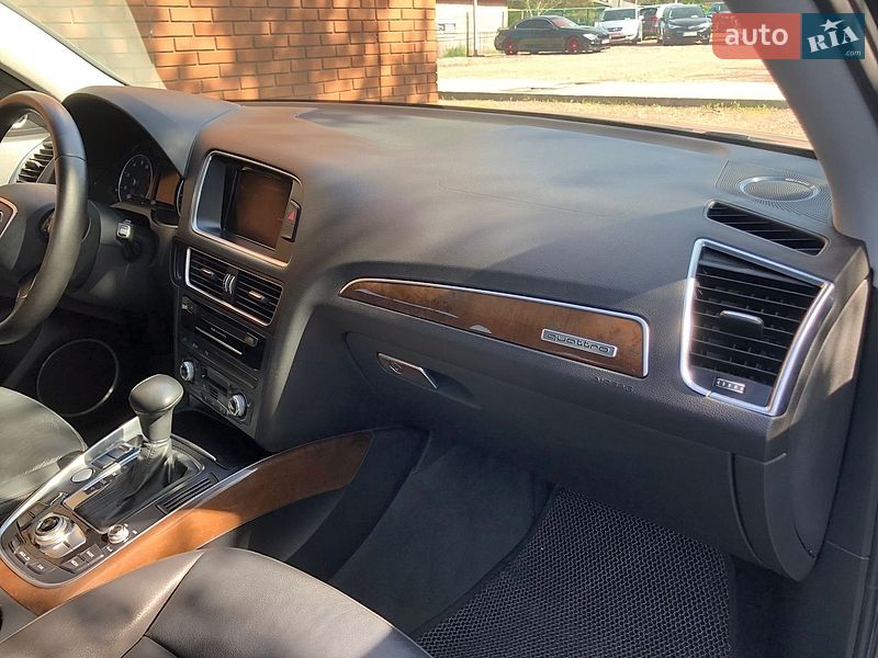 Внедорожник / Кроссовер Audi Q5 2015 в Луцке