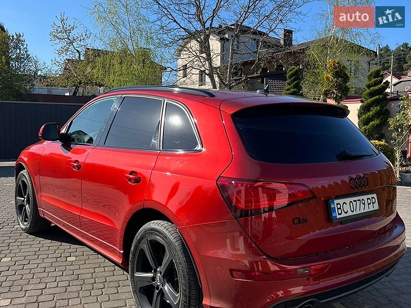 Внедорожник / Кроссовер Audi Q5 2014 в Новояворовске