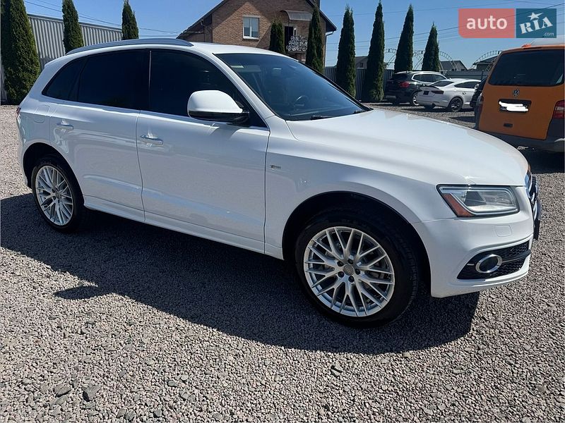 Позашляховик / Кросовер Audi Q5 2016 в Луцьку