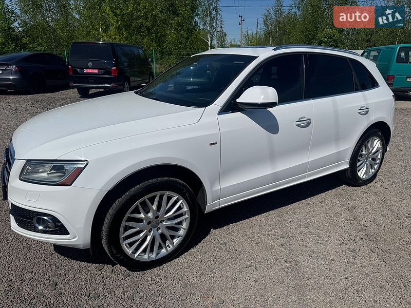 Позашляховик / Кросовер Audi Q5 2016 в Луцьку
