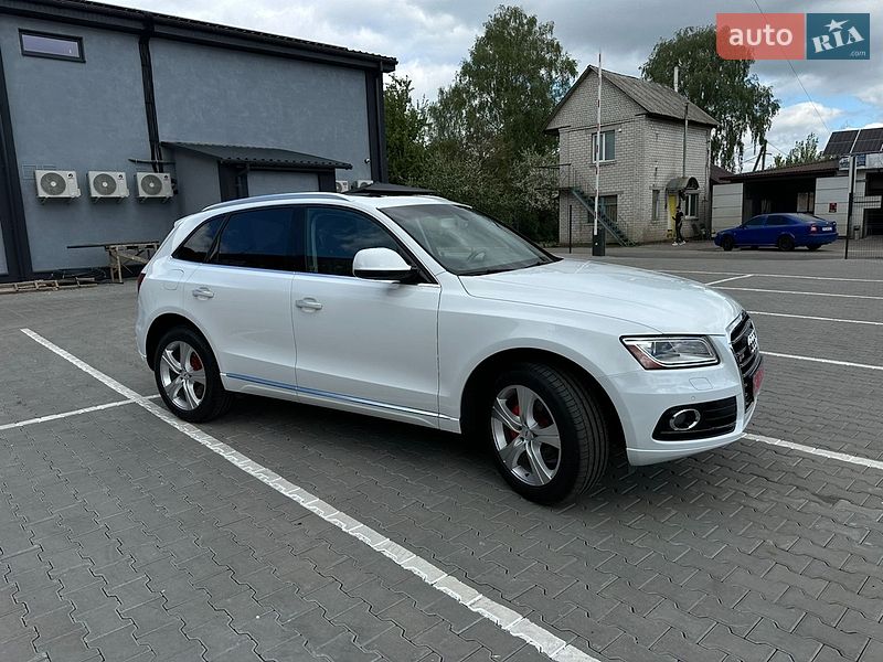 Внедорожник / Кроссовер Audi Q5 2017 в Нежине