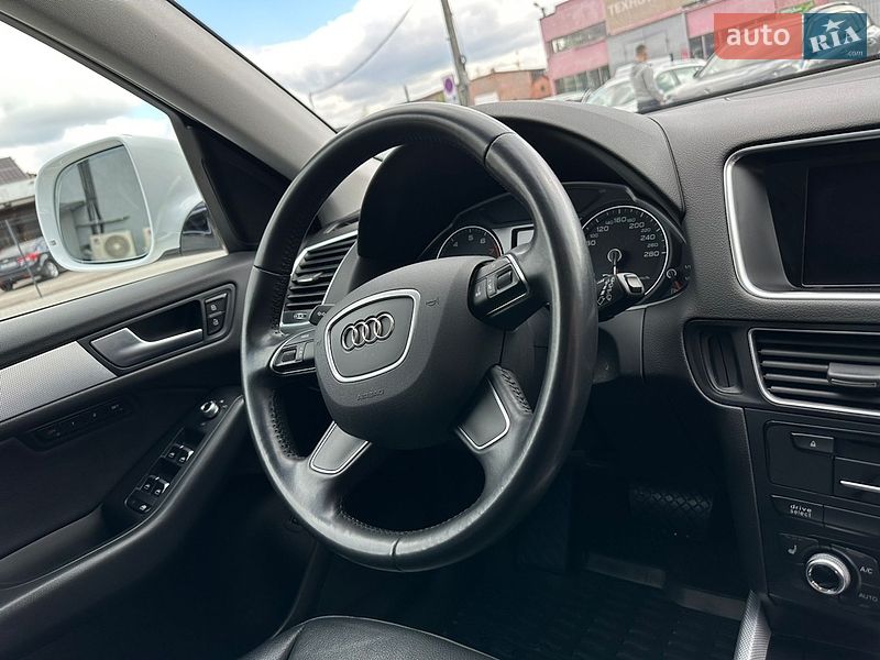 Внедорожник / Кроссовер Audi Q5 2017 в Нежине